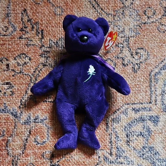 Ty Beanie Baby: Princess Diana Bear - Picture 1 of 7